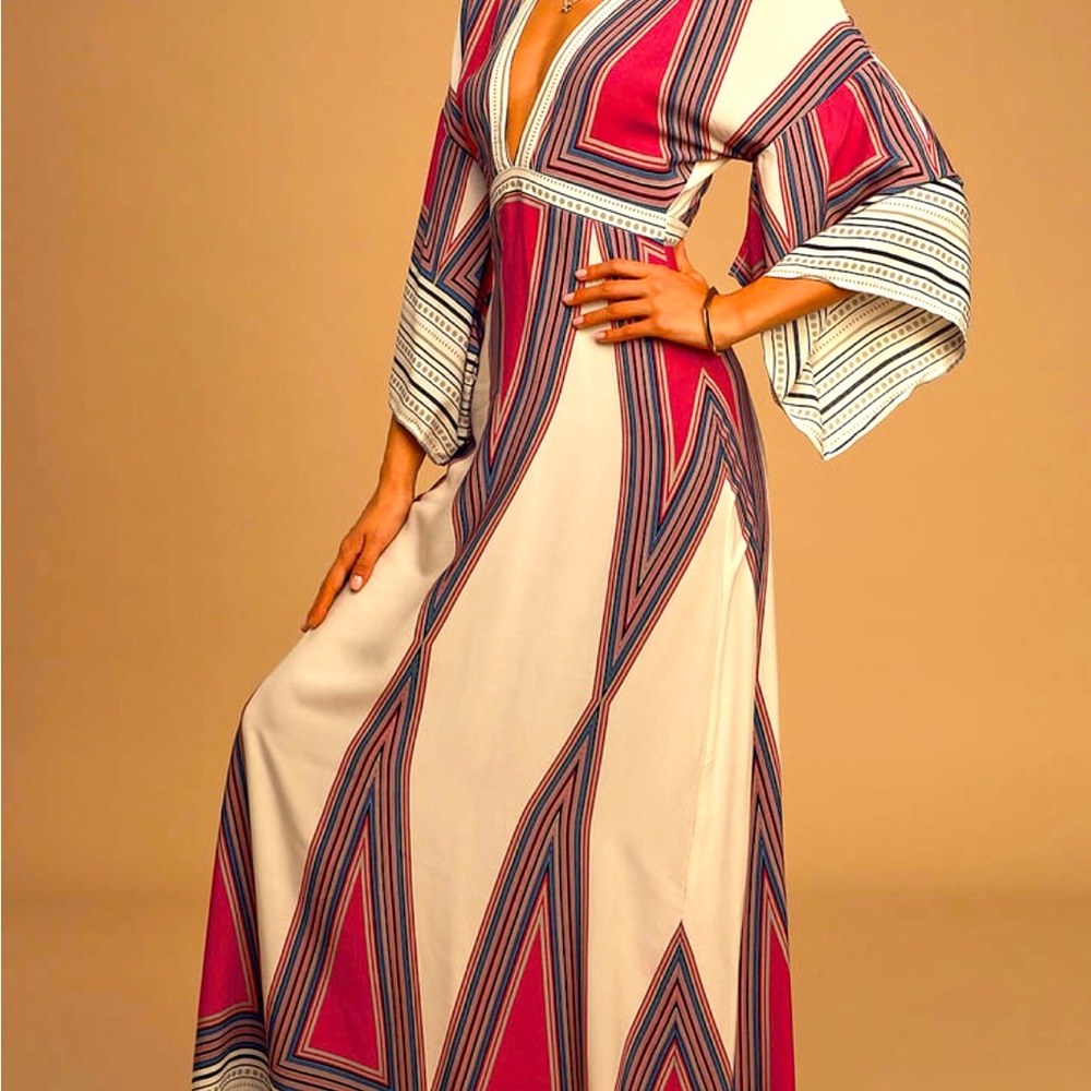 Lulus Montecito Cream Print Maxi Dress! Only worn once.